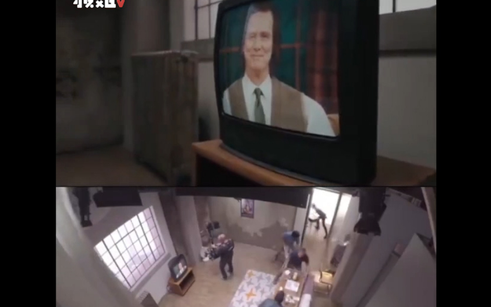 《Kidding》拍摄现场和屏幕上呈现出来的效果对比